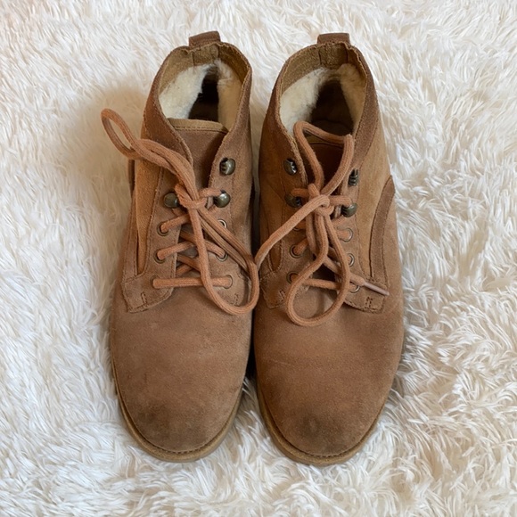 ugg boots size 6.5